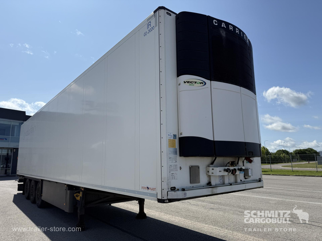 SCHMITZ Reefer Standard - Félpótkocsi hőszigetelt: 1 kép. SCHMITZ Reefer Standard - Félpótkocsi hőszigetelt: 1 kép.