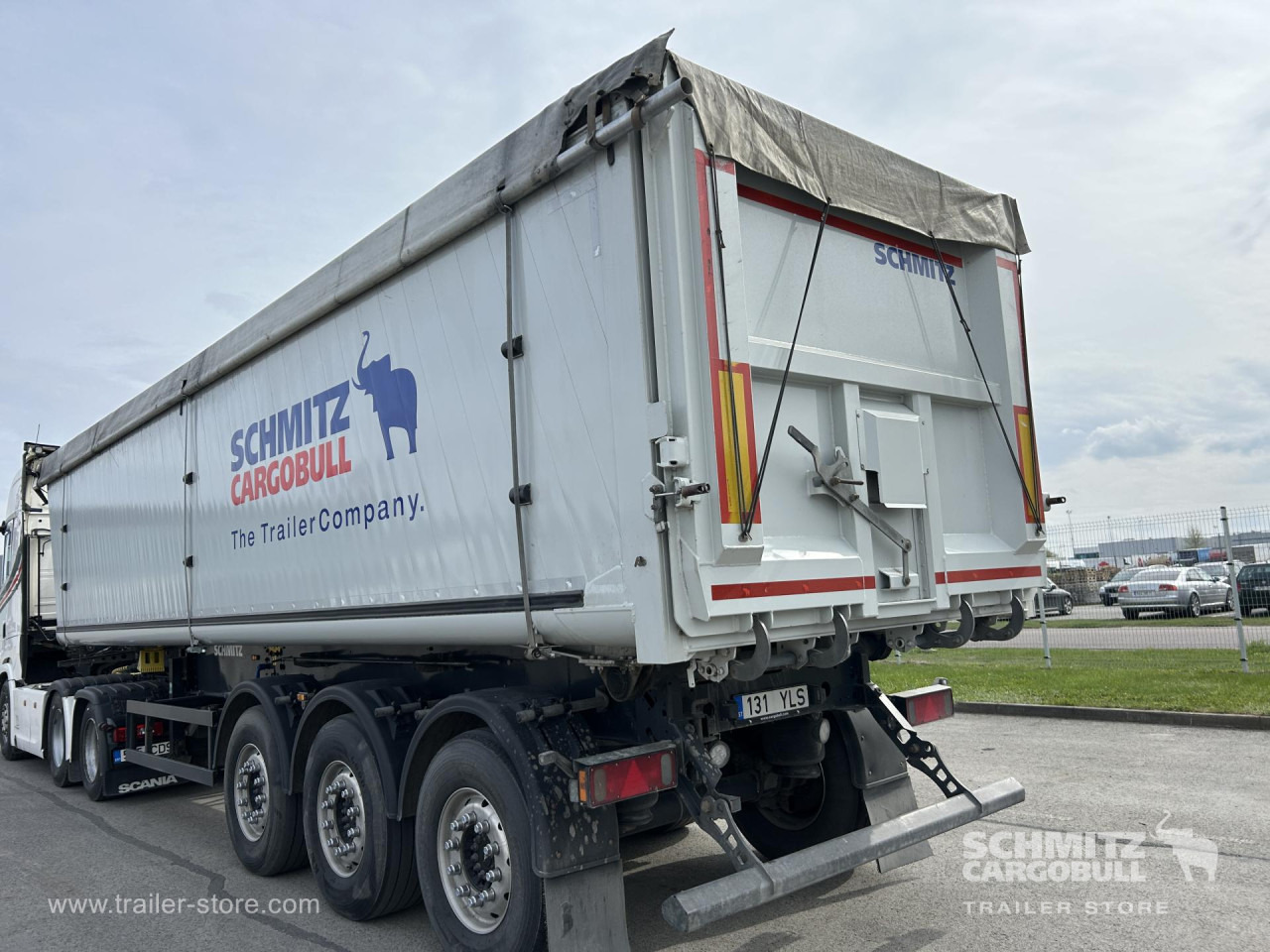 SCHMITZ Tipper Alu-square sided body 47m³ - Félpótkocsi billenőplatós: 1 kép. SCHMITZ Tipper Alu-square sided body 47m³ - Félpótkocsi billenőplatós: 1 kép.