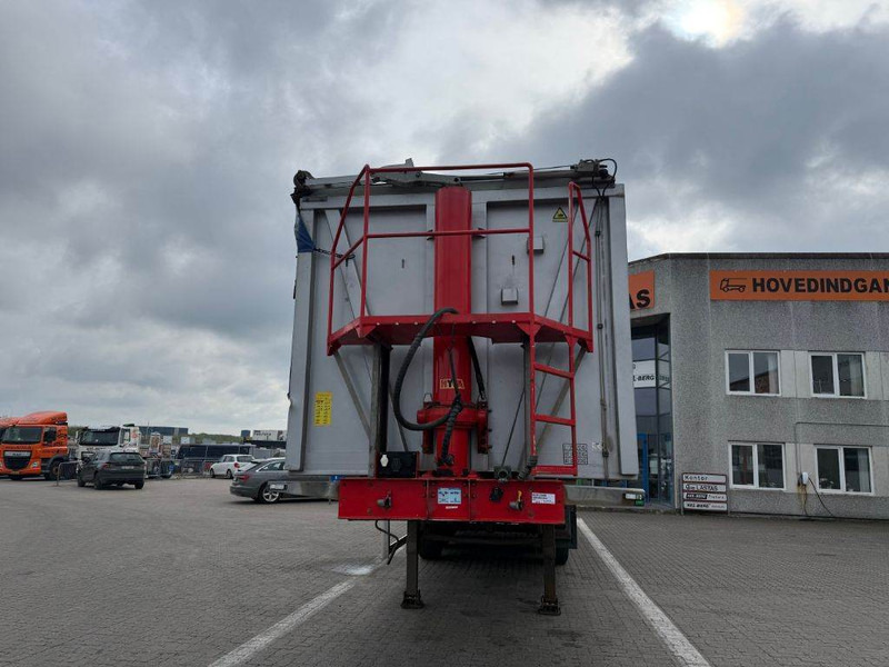 CMT 4-axle Tipper/Kipper/Tiptrailer 52m³ - Félpótkocsi billenőplatós: 3 kép. CMT 4-axle Tipper/Kipper/Tiptrailer 52m³ - Félpótkocsi billenőplatós: 3 kép.