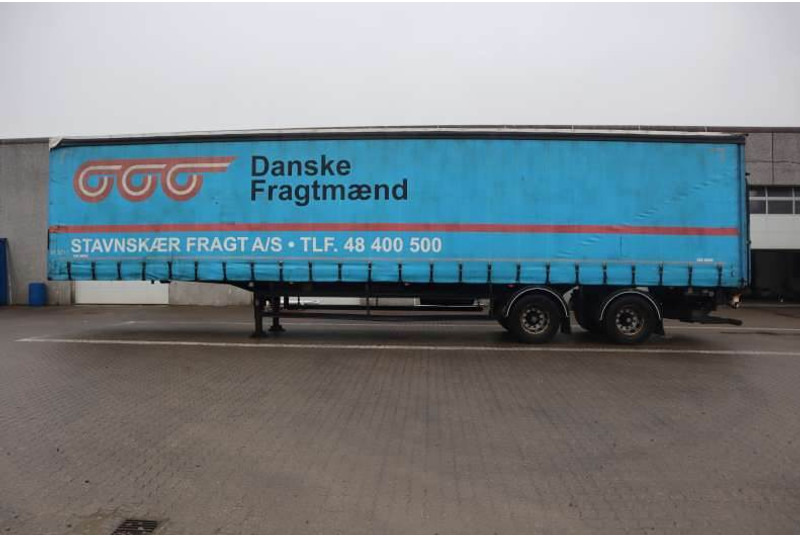 KEL-BERG 34 pl. Curtainsider/Planenauflieger/Gardintrailer - Félpótkocsi: 5 kép. KEL-BERG 34 pl. Curtainsider/Planenauflieger/Gardintrailer - Félpótkocsi: 5 kép.