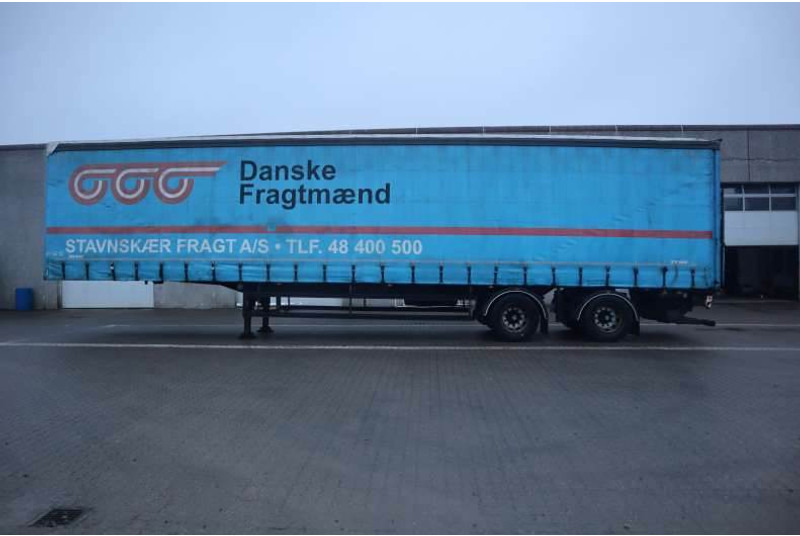 KEL-BERG 34 pl. Curtainsider/Planenauflieger/Gardintrailer - Félpótkocsi: 5 kép. KEL-BERG 34 pl. Curtainsider/Planenauflieger/Gardintrailer - Félpótkocsi: 5 kép.
