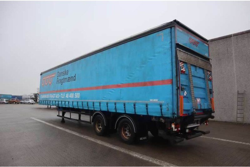 KEL-BERG 34 pl. Curtainsider/Planenauflieger/Gardintrailer - Félpótkocsi: 4 kép. KEL-BERG 34 pl. Curtainsider/Planenauflieger/Gardintrailer - Félpótkocsi: 4 kép.
