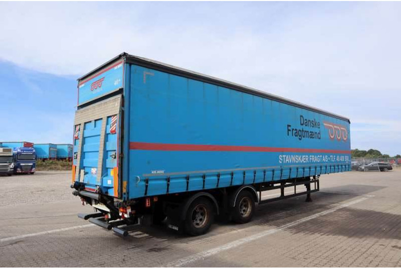 KEL-BERG Curtainsider/Planenauflieger/Gardin - Félpótkocsi: 3 kép. KEL-BERG Curtainsider/Planenauflieger/Gardin - Félpótkocsi: 3 kép.
