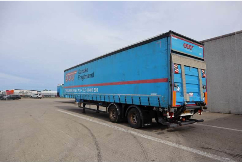 KEL-BERG Curtainsider/Planenauflieger/Gardin - Félpótkocsi: 4 kép. KEL-BERG Curtainsider/Planenauflieger/Gardin - Félpótkocsi: 4 kép.