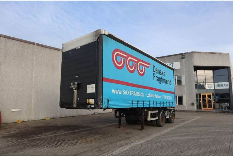 KEL-BERG link gardintrailer - Félpótkocsi: 1 kép. KEL-BERG link gardintrailer - Félpótkocsi: 1 kép.