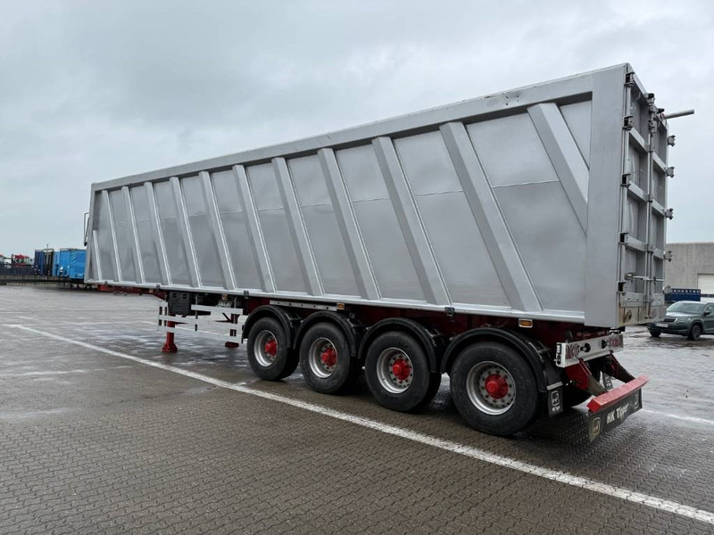HK TIPPER Tipper / Kipper / Tiptrailer - Félpótkocsi billenőplatós: 5 kép. HK TIPPER Tipper / Kipper / Tiptrailer - Félpótkocsi billenőplatós: 5 kép.