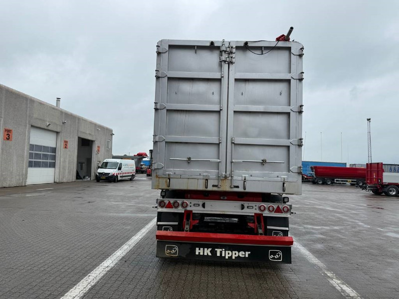 HK TIPPER Tipper / Kipper / Tiptrailer - Félpótkocsi billenőplatós: 4 kép. HK TIPPER Tipper / Kipper / Tiptrailer - Félpótkocsi billenőplatós: 4 kép.