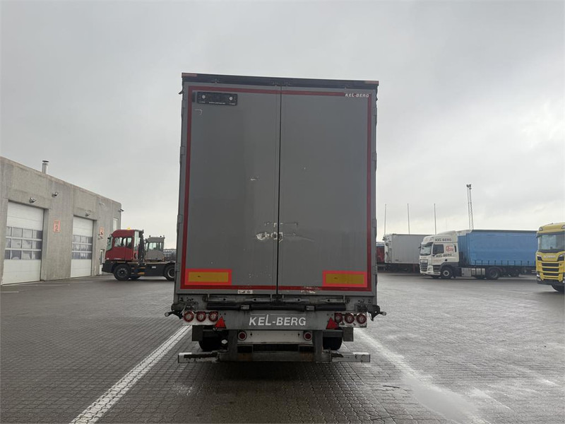 Ponyvás félpótkocsi KEL-BERG 34 pl.: 6 kép.