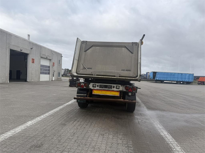 KEL-BERG 37 m³ - Félpótkocsi billenőplatós: 5 kép. KEL-BERG 37 m³ - Félpótkocsi billenőplatós: 5 kép.