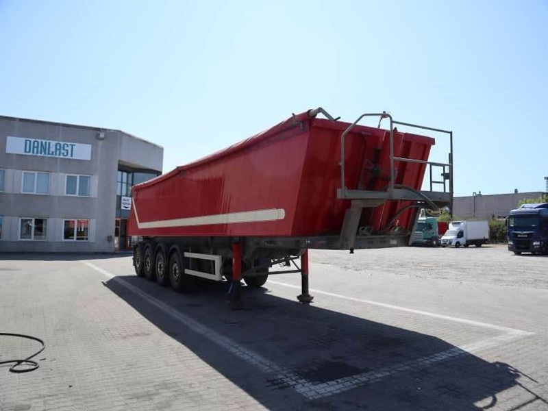 KEL-BERG 4-axle Tipper/Kipper/Tiptrailer - Félpótkocsi billenőplatós: 2 kép. KEL-BERG 4-axle Tipper/Kipper/Tiptrailer - Félpótkocsi billenőplatós: 2 kép.