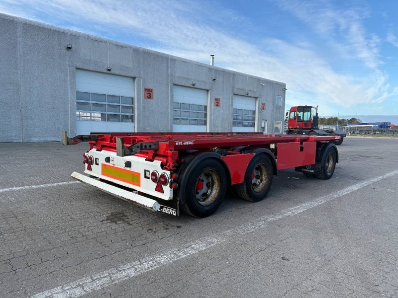 KEL-BERG Asphalt tipper trailer / Asphalt-Kippanhänger / As - Félpótkocsi billenőplatós: 3 kép. KEL-BERG Asphalt tipper trailer / Asphalt-Kippanhänger / As - Félpótkocsi billenőplatós: 3 kép.