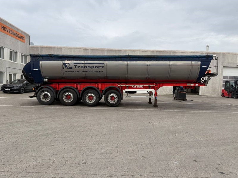 KEL-BERG Asphalt tipper trailer / Asphalt-Kippanhänger - Félpótkocsi billenőplatós: 2 kép. KEL-BERG Asphalt tipper trailer / Asphalt-Kippanhänger - Félpótkocsi billenőplatós: 2 kép.