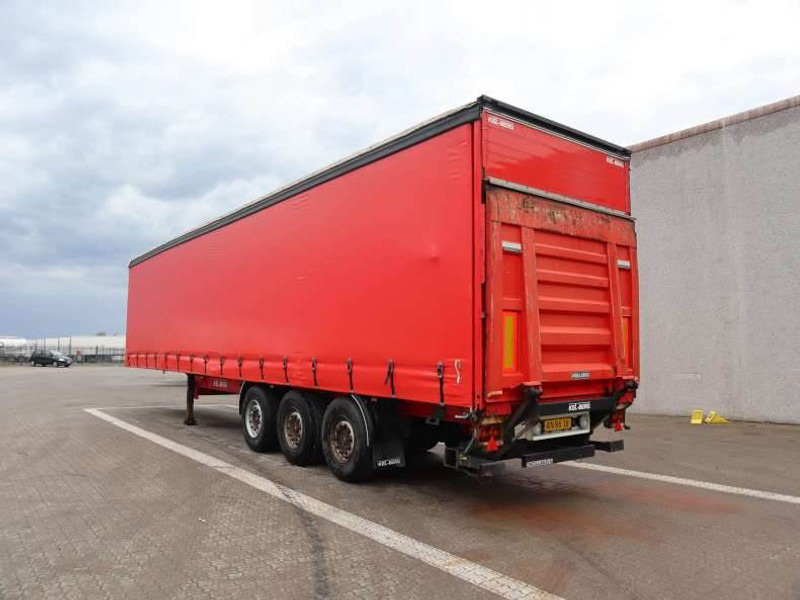 KEL-BERG Curtainsider/Planenauflieger/Gardin - Ponyvás félpótkocsi: 4 kép. KEL-BERG Curtainsider/Planenauflieger/Gardin - Ponyvás félpótkocsi: 4 kép.