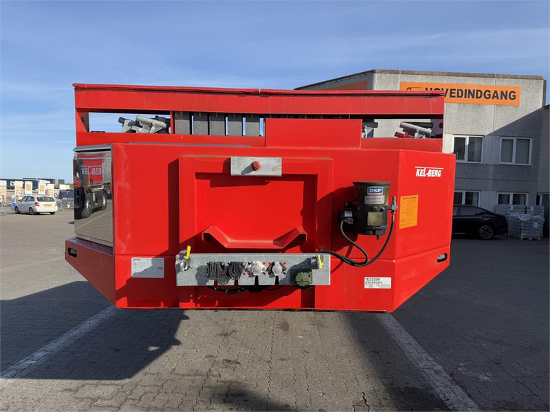 KEL-BERG Sengetrailer - Félpótkocsi mélybölcsős: 2 kép. KEL-BERG Sengetrailer - Félpótkocsi mélybölcsős: 2 kép.