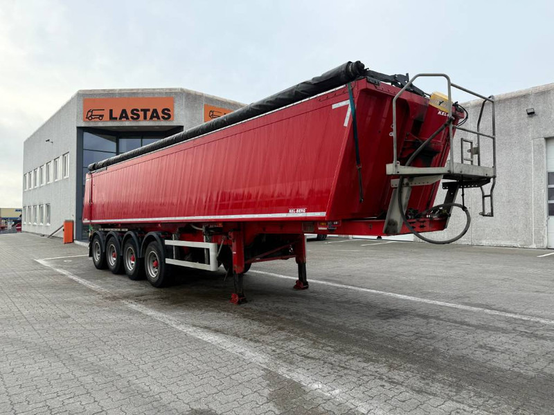 KEL-BERG Tipper / Kipper / Tiptrailer - Félpótkocsi billenőplatós: 1 kép. KEL-BERG Tipper / Kipper / Tiptrailer - Félpótkocsi billenőplatós: 1 kép.