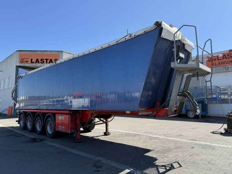 KEL-BERG Tipper w/blow & suction / Kipper mit Saug- & Blas - Félpótkocsi billenőplatós: 1 kép. KEL-BERG Tipper w/blow & suction / Kipper mit Saug- & Blas - Félpótkocsi billenőplatós: 1 kép.