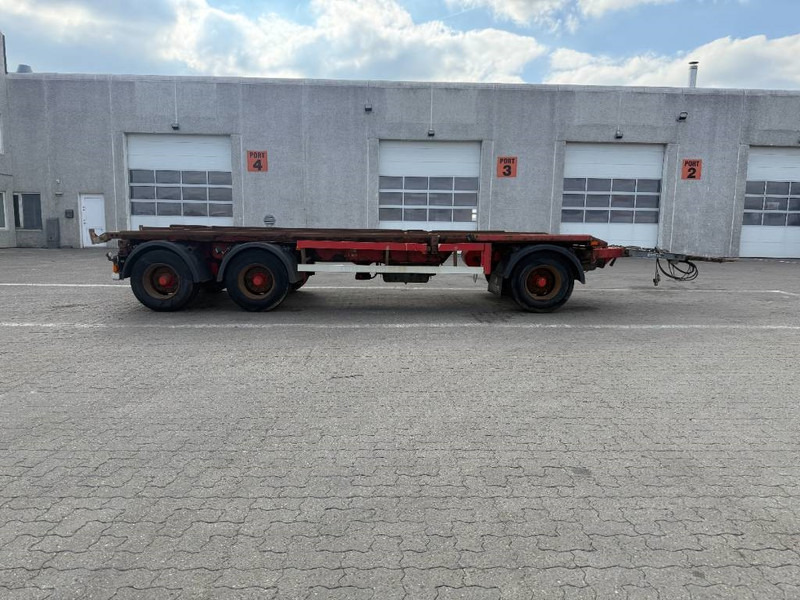 KEL-BERG Transfer trailer / Abrollanhänger / overførings - Pótkocsi cserefelépítményes: 2 kép. KEL-BERG Transfer trailer / Abrollanhänger / overførings - Pótkocsi cserefelépítményes: 2 kép.