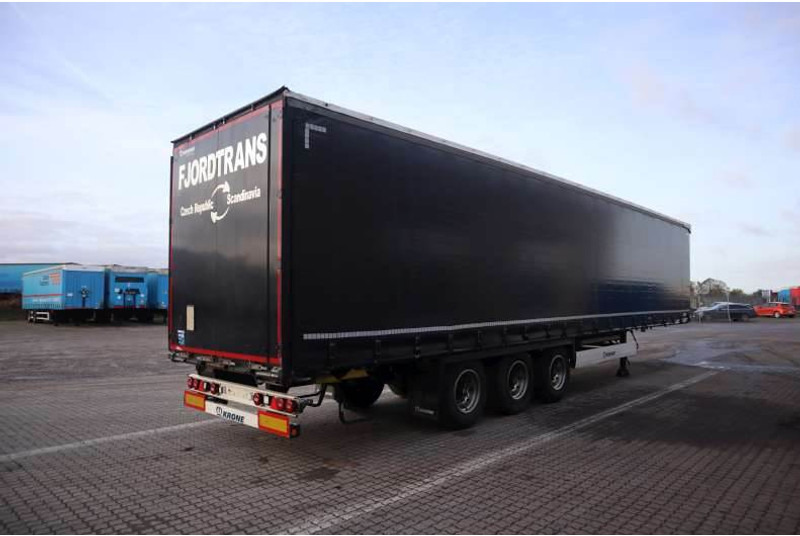 Krone 34 pl. Curtainsider/Planenauflieger/Gardintrailer - Ponyvás félpótkocsi: 3 kép. Krone 34 pl. Curtainsider/Planenauflieger/Gardintrailer - Ponyvás félpótkocsi: 3 kép.