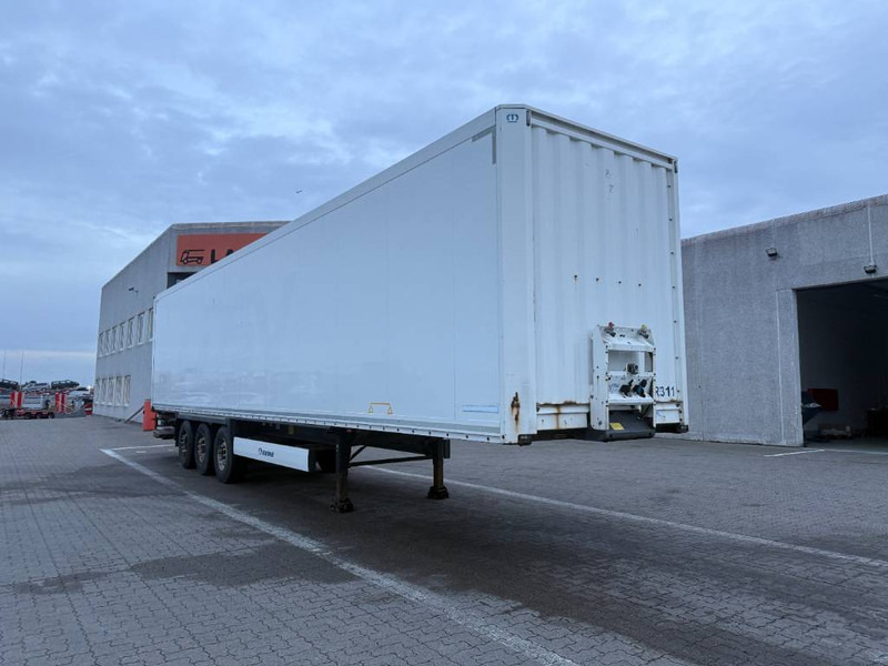 Krone Boxtrailer / Kofferauflieger / Bokstrailer - Félpótkocsi dobozos: 1 kép. Krone Boxtrailer / Kofferauflieger / Bokstrailer - Félpótkocsi dobozos: 1 kép.