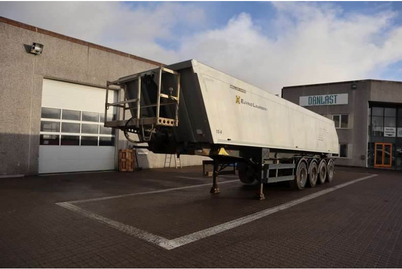 Meiller Tipper/Kipper/Tiptrailer - Félpótkocsi billenőplatós: 1 kép. Meiller Tipper/Kipper/Tiptrailer - Félpótkocsi billenőplatós: 1 kép.