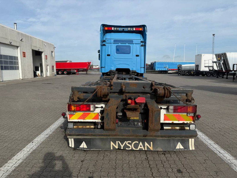 Scania R 500 - Cserefelépítményes teherautó: 4 kép. Scania R 500 - Cserefelépítményes teherautó: 4 kép.