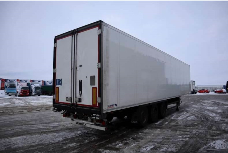 Schmitz Cargobull 33 pl. - Félpótkocsi hűtős: 3 kép. Schmitz Cargobull 33 pl. - Félpótkocsi hűtős: 3 kép.