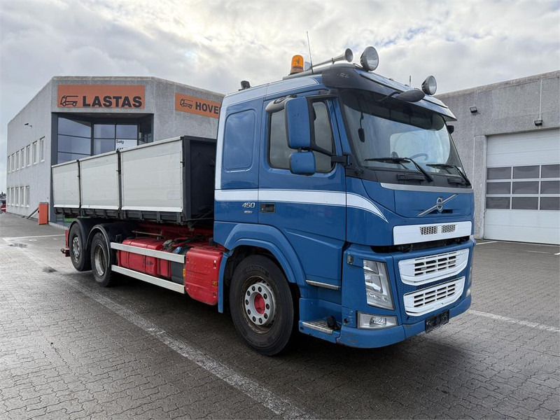 Volvo FM 450 EURO 6 - Teherautó - kábelrendszer: 3 kép. Volvo FM 450 EURO 6 - Teherautó - kábelrendszer: 3 kép.