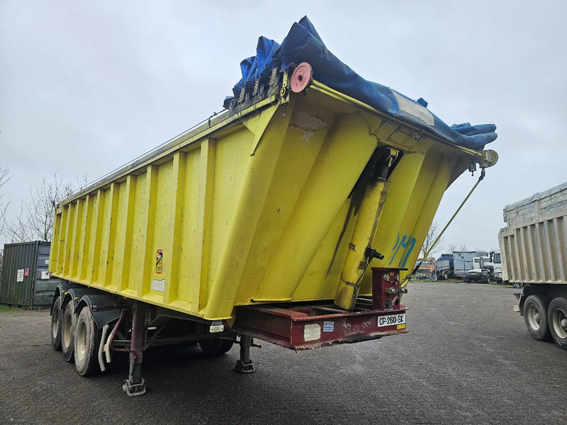 Benalu C34CSB01 - SMB - DRUM - Steelspring - Félpótkocsi billenőplatós: 3 kép. Benalu C34CSB01 - SMB - DRUM - Steelspring - Félpótkocsi billenőplatós: 3 kép.