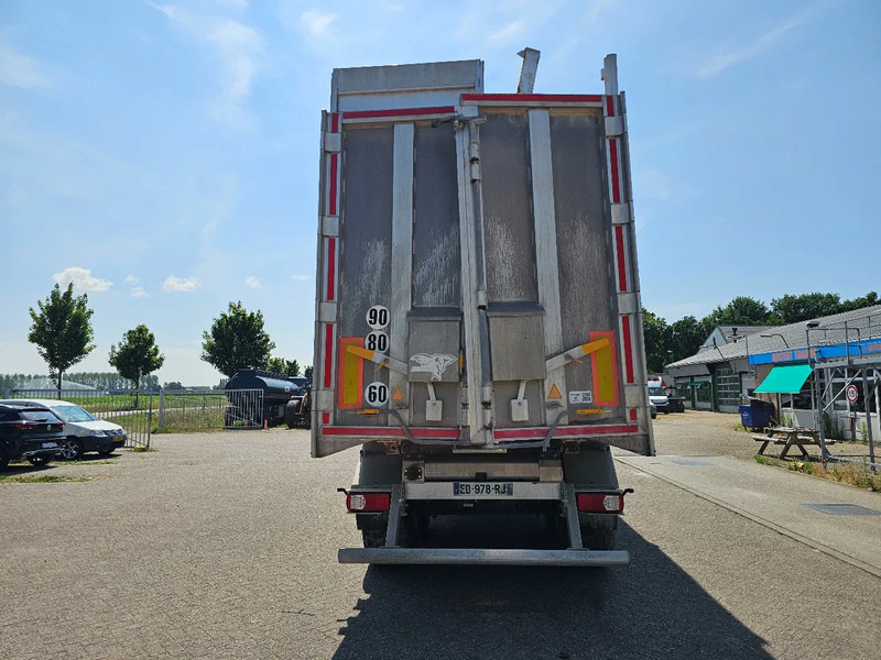 Benalu Wide spread - Steelspring - 100m3 - ALU / ALU - Félpótkocsi billenőplatós: 5 kép. Benalu Wide spread - Steelspring - 100m3 - ALU / ALU - Félpótkocsi billenőplatós: 5 kép.