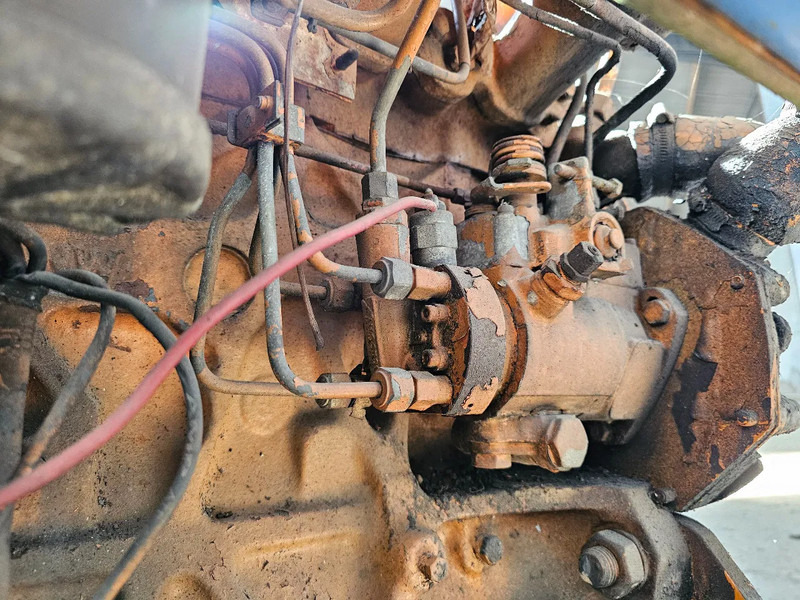 Ford TMC - Motor - Teherautó: 5 kép. Ford TMC - Motor - Teherautó: 5 kép.
