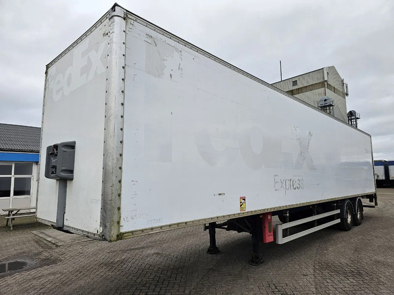 Fruehauf BPW - DRUM - 8 Tires - Félpótkocsi dobozos: 1 kép. Fruehauf BPW - DRUM - 8 Tires - Félpótkocsi dobozos: 1 kép.