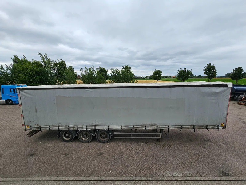 Fruehauf SMB - DISC - Ponyvás félpótkocsi: 5 kép. Fruehauf SMB - DISC - Ponyvás félpótkocsi: 5 kép.