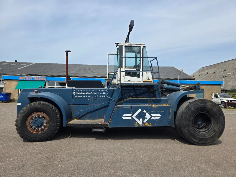 Hyster H44.OOC-16CH Complete with spreader - Autódaru: 5 kép. Hyster H44.OOC-16CH Complete with spreader - Autódaru: 5 kép.