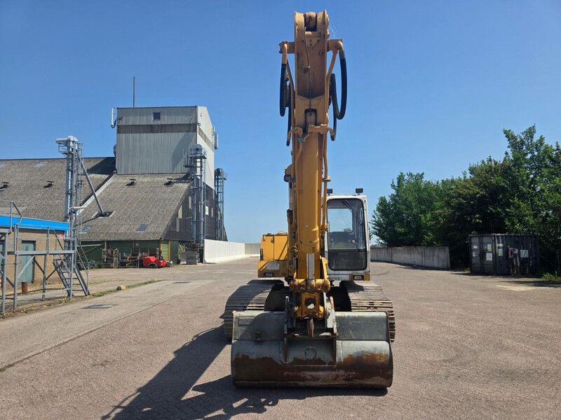 Liebherr R 912 LC crawler excavator Liebherr R912LC Graafmachine – Rupsgraafmachine - Lánctalpas kotró: 2 kép. Liebherr R 912 LC crawler excavator Liebherr R912LC Graafmachine – Rupsgraafmachine - Lánctalpas kotró: 2 kép.