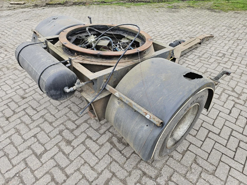 Nooteboom 265/70R19.5 met draaikrans - Dolly pótkocsi: 5 kép. Nooteboom 265/70R19.5 met draaikrans - Dolly pótkocsi: 5 kép.