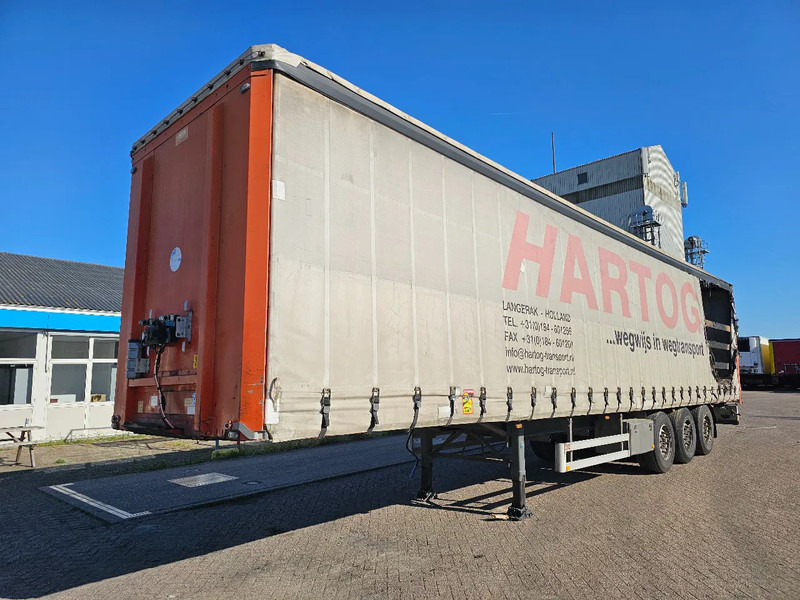 Pacton TRAILERS SAF - DISC - Ponyvás félpótkocsi: 1 kép. Pacton TRAILERS SAF - DISC - Ponyvás félpótkocsi: 1 kép.