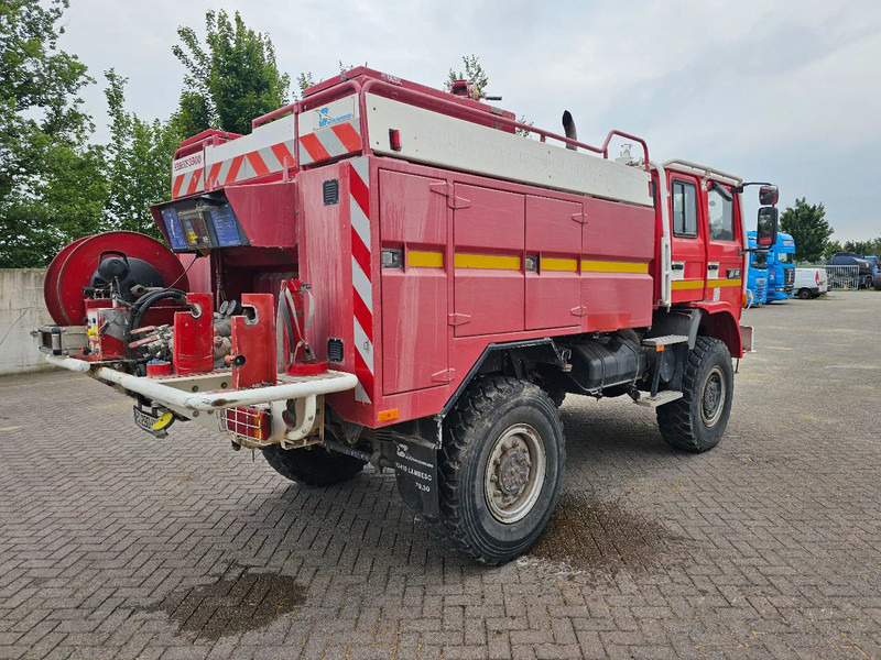 Renault M210 Arbois 3500L - Hydraulic winch - Tűzoltóautó: 5 kép. Renault M210 Arbois 3500L - Hydraulic winch - Tűzoltóautó: 5 kép.