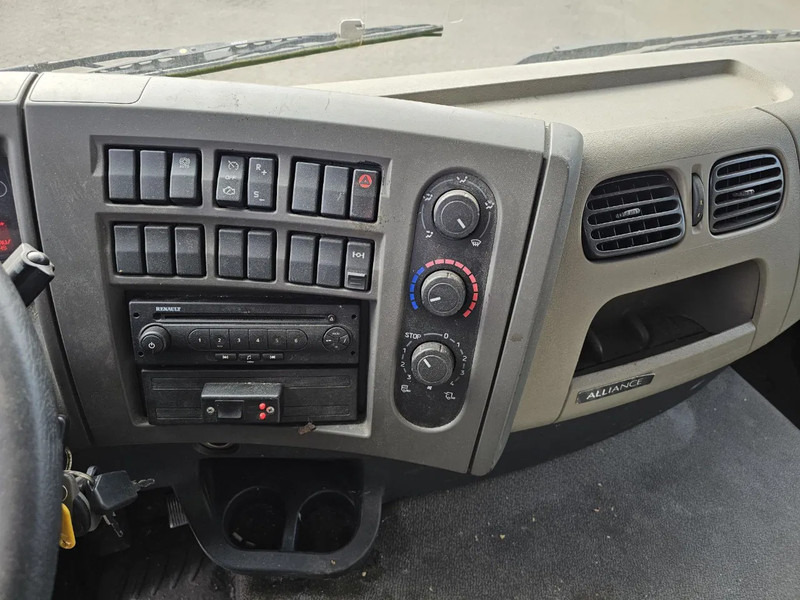 Ponyvás teherautó Renault Premium 270 DXI - Manual: 11 kép.