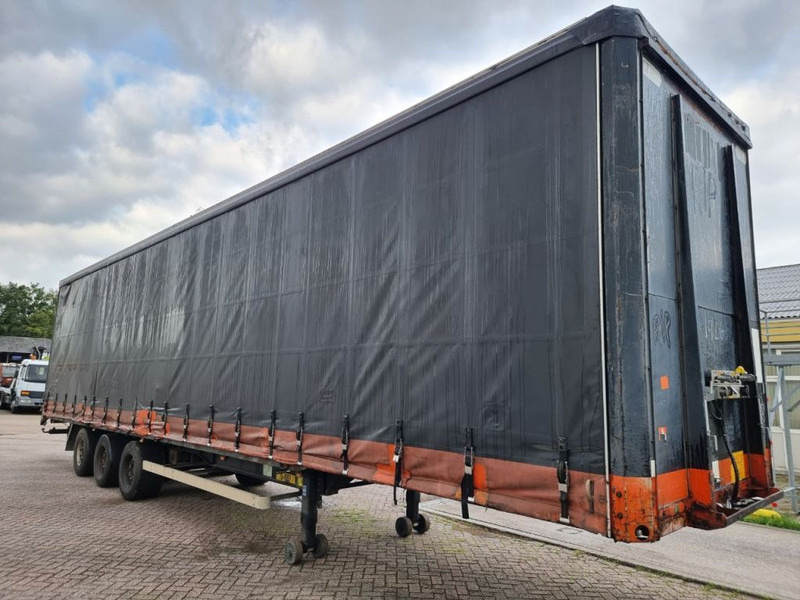 Van Hool SAF - DISC - Ponyvás félpótkocsi: 3 kép. Van Hool SAF - DISC - Ponyvás félpótkocsi: 3 kép.