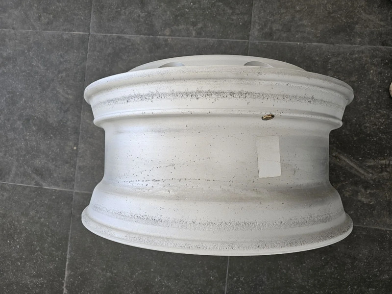 Alcoa 22.5 x 9.00 (200 Pieces in stock) - Felni - Teherautó: 5 kép. Alcoa 22.5 x 9.00 (200 Pieces in stock) - Felni - Teherautó: 5 kép.