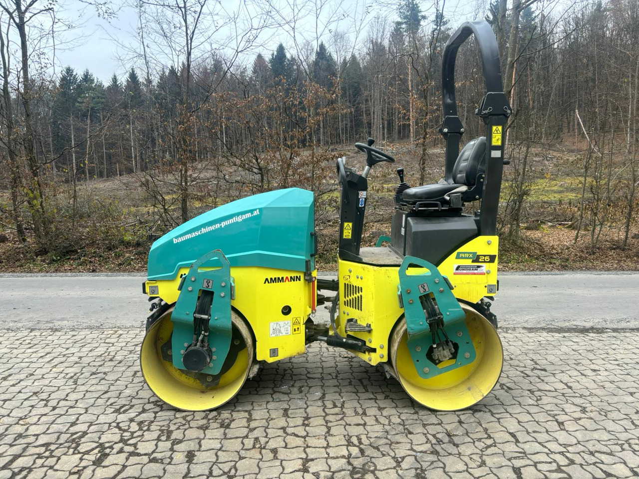 AMMANN ARX 26 - Úthenger: 1 kép. AMMANN ARX 26 - Úthenger: 1 kép.