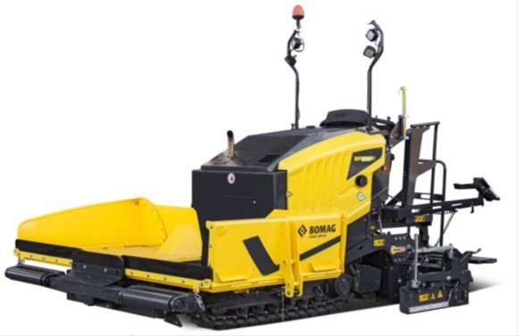 BOMAG BF 200 C-2 - Aszfaltozó gép: 1 kép. BOMAG BF 200 C-2 - Aszfaltozó gép: 1 kép.
