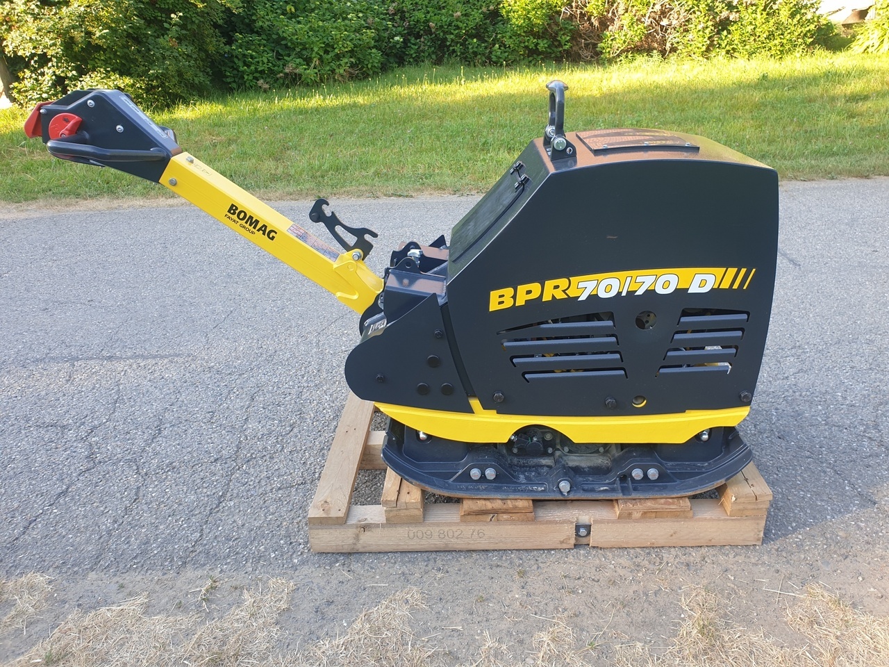 BOMAG BPR 70/70 D - Lapvibrátor: 1 kép. BOMAG BPR 70/70 D - Lapvibrátor: 1 kép.