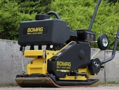 BOMAG BVP 10/36 - Lapvibrátor: 1 kép. BOMAG BVP 10/36 - Lapvibrátor: 1 kép.