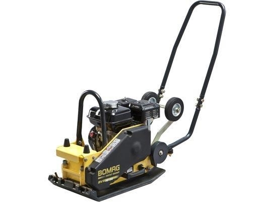 BOMAG BVP 10/36 - Lapvibrátor: 2 kép. BOMAG BVP 10/36 - Lapvibrátor: 2 kép.