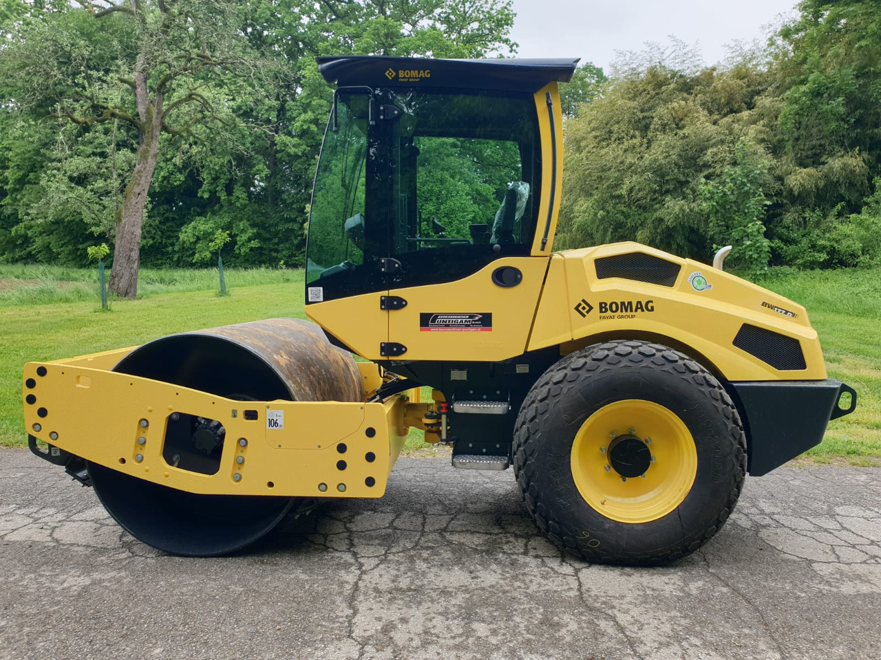 BOMAG BW 177 D-5 PL - Úthenger: 1 kép. BOMAG BW 177 D-5 PL - Úthenger: 1 kép.