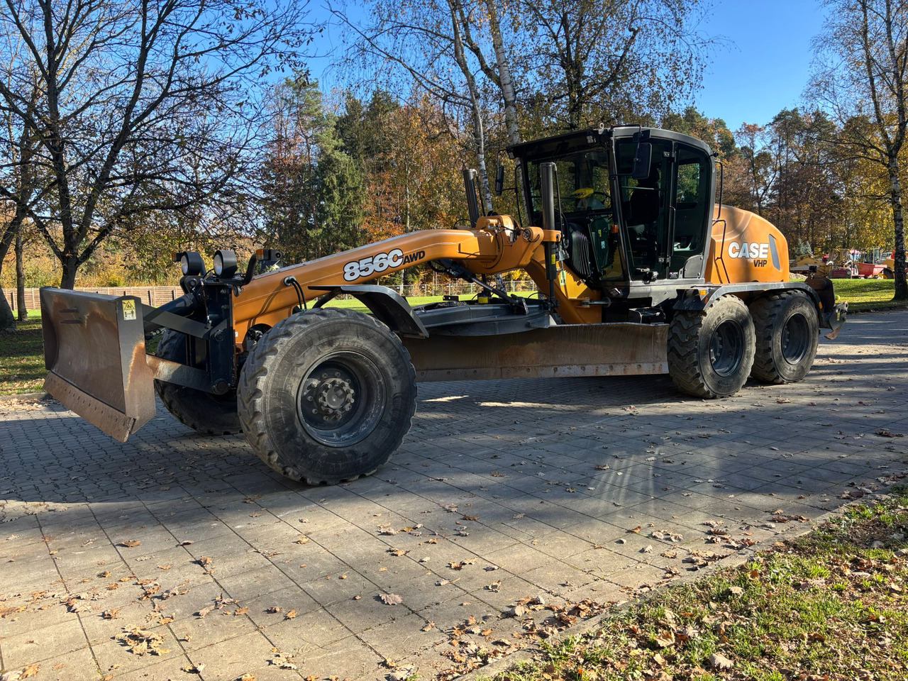 CASE 856C AWD - Gréder: 3 kép. CASE 856C AWD - Gréder: 3 kép.