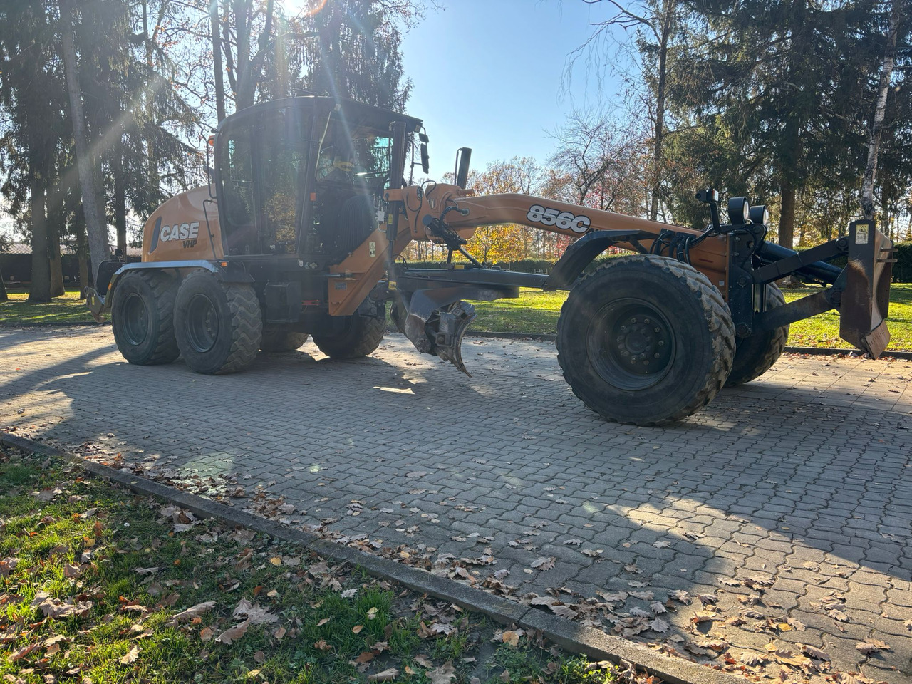 CASE 856C AWD - Gréder: 4 kép. CASE 856C AWD - Gréder: 4 kép.