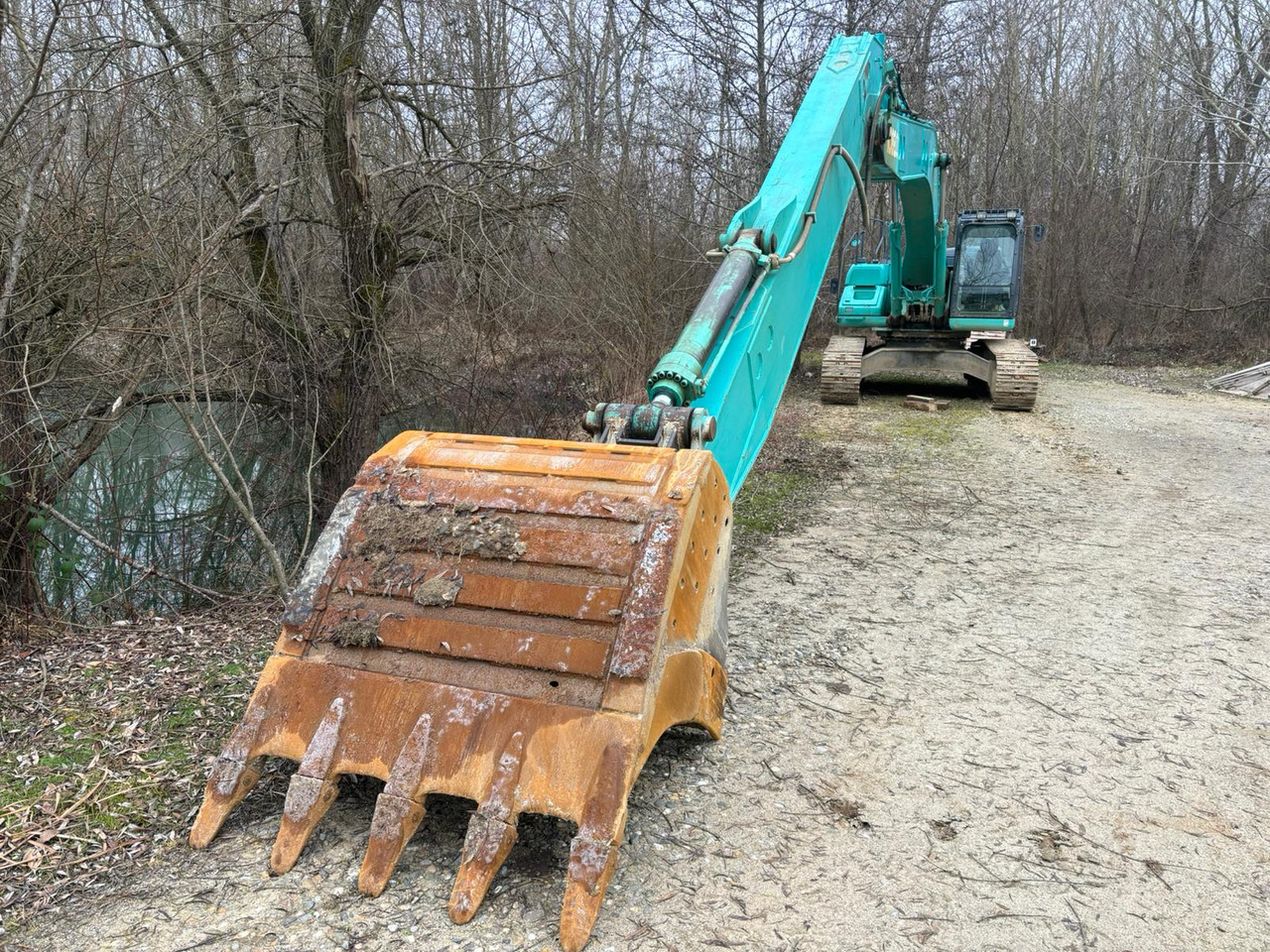 Lánctalpas kotró KOBELCO SK 350 Long Reach: 9 kép.