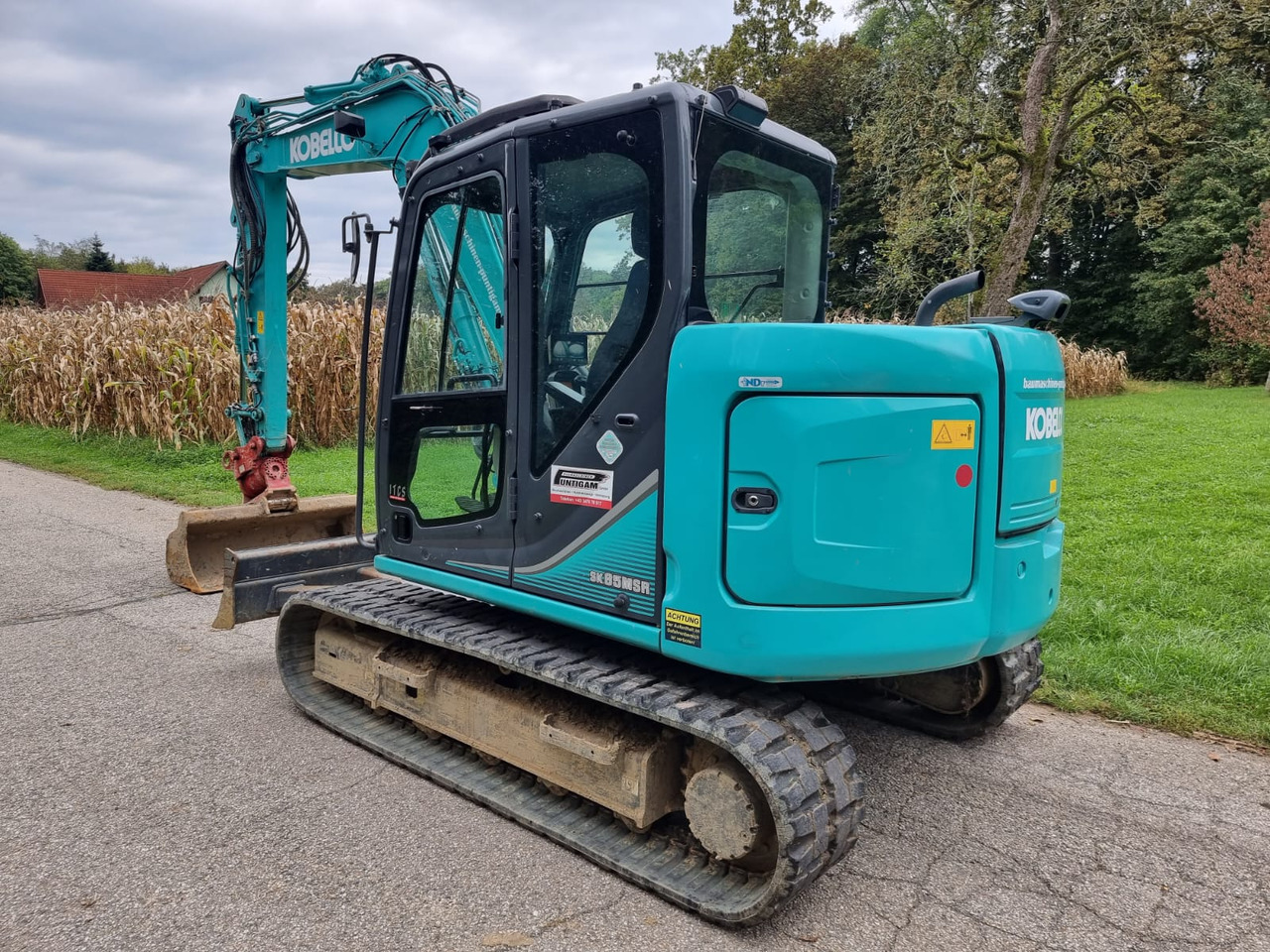 KOBELCO SK 85 MSR-3E - Minikotró: 5 kép. KOBELCO SK 85 MSR-3E - Minikotró: 5 kép.